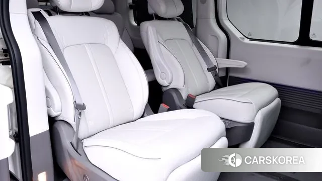 Hyundai Staria 2024 Белый из Кореи, фото 5