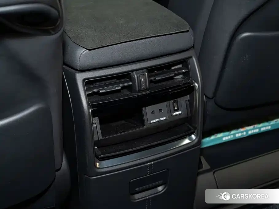 Toyota Vellfire 2025 Черный из Китая, фото 5