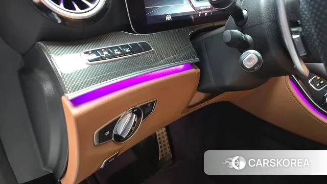 Mercedes-Benz E-Class W213 2018 Белый из Кореи, фото 5