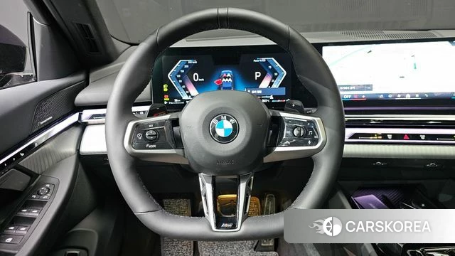 BMW 5 Series (G60) 2025 Синий из Кореи, фото 5