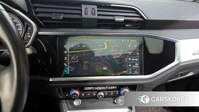 Audi Q3 (F3) 2020 Белый из Кореи, фото 5