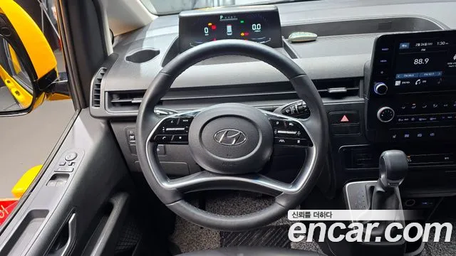 Hyundai Staria 2022 Желтый из Кореи, фото 5