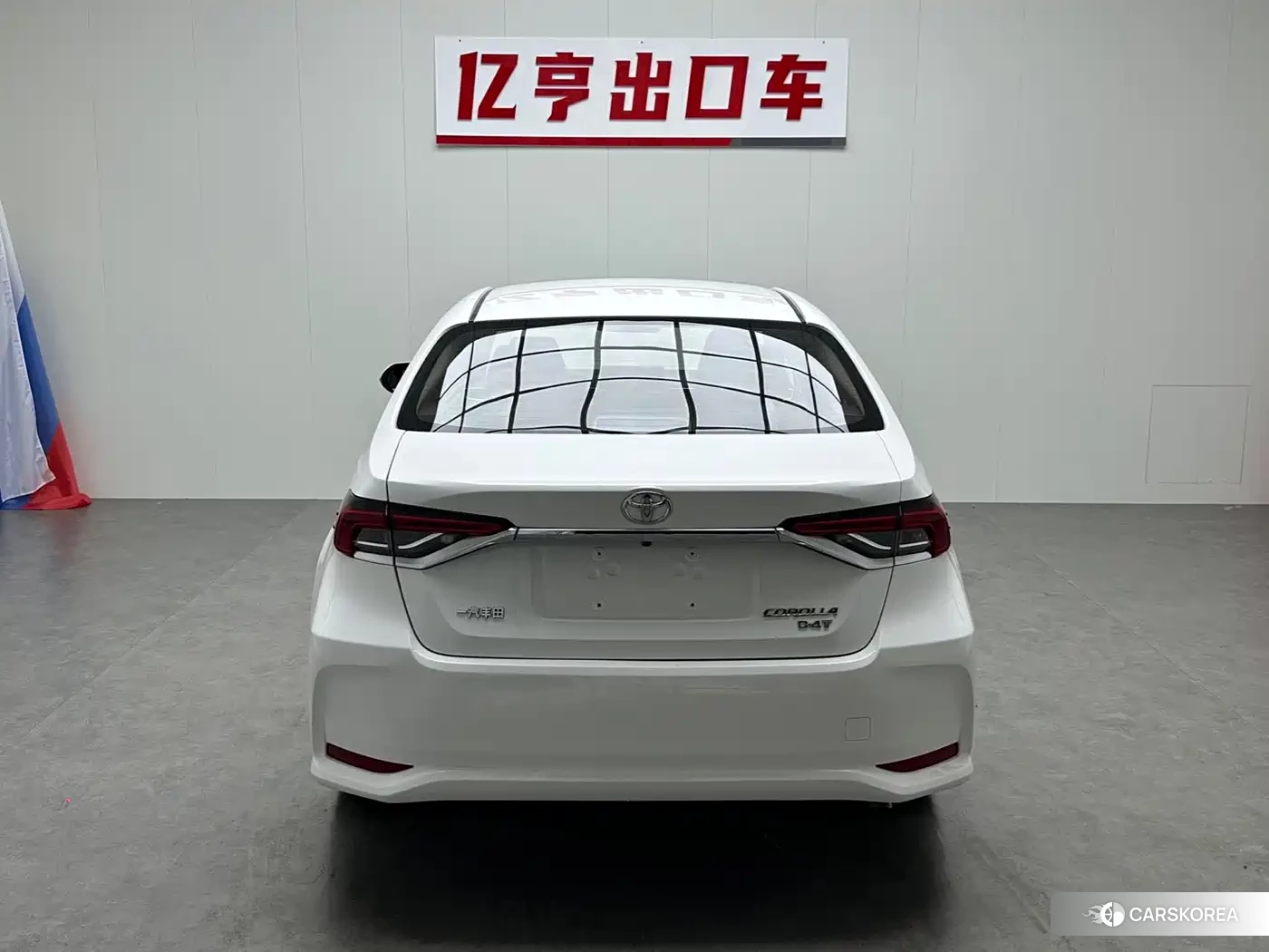 Toyota Corolla 2023 Белый из Китая, фото 5