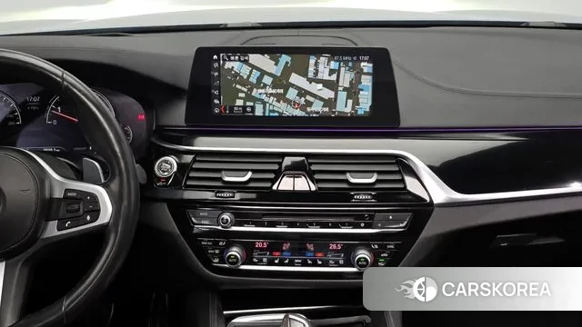 BMW 5 Series (G30) 2018 Серый из Кореи, фото 5