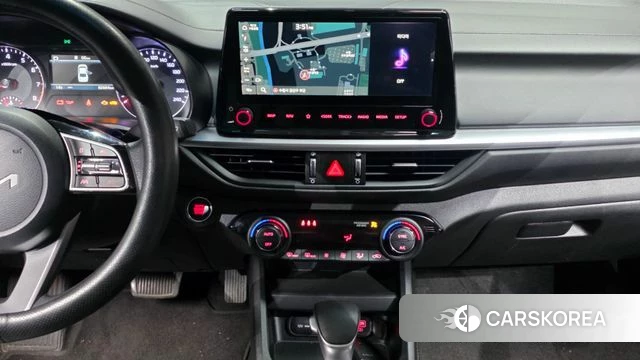 Kia The New K3 2nd generation 2022 Белый из Кореи, фото 5