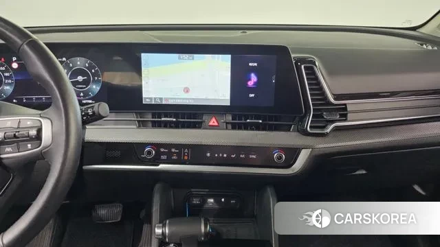 Kia Sportage 5th Generation 2023 Белый из Кореи, фото 5