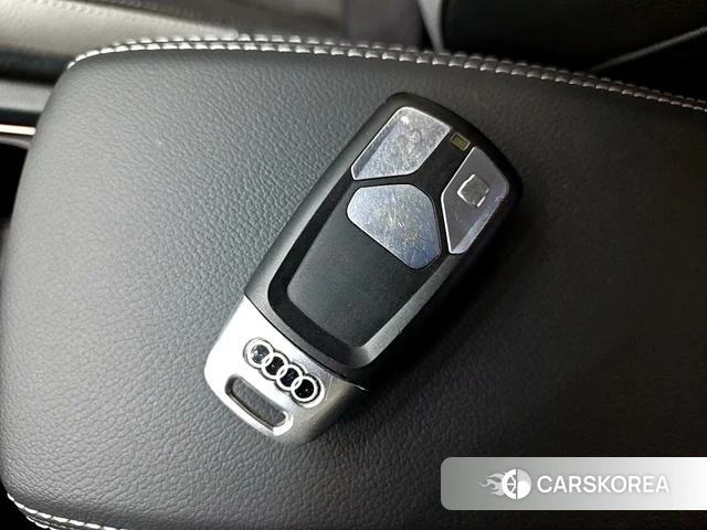 Audi Q3 2022 Белый из Китая, фото 5