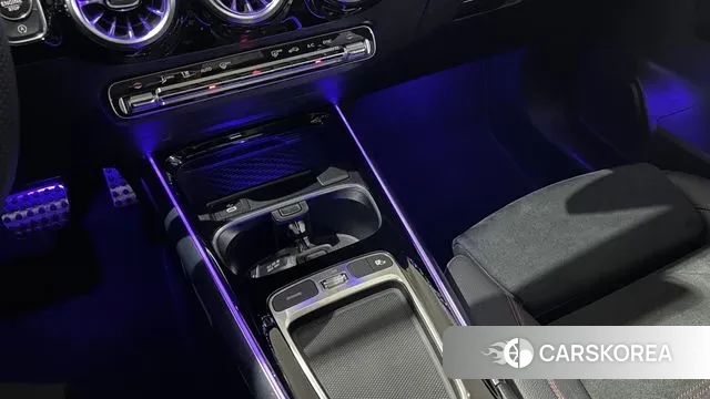 Mercedes-Benz GLA - Class H247 2024 Черный из Кореи, фото 5