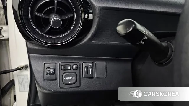 Toyota Prius C 2018 Белый из Кореи, фото 5