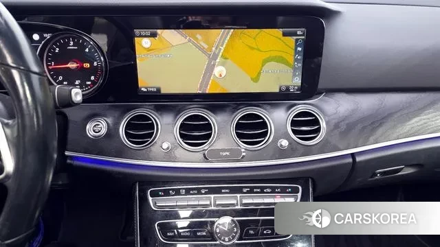 Mercedes-Benz E-Class W213 2019 Белый из Кореи, фото 5