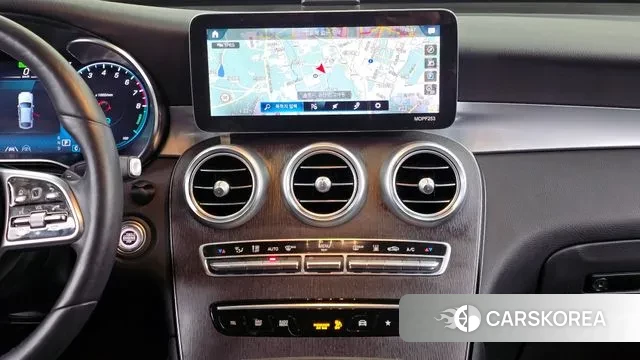 Mercedes-Benz GLC-Class X253 2021 Белый из Кореи, фото 5