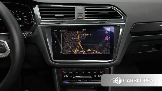 Volkswagen Tiguan second Generation 2023 Белый из Кореи, фото 5