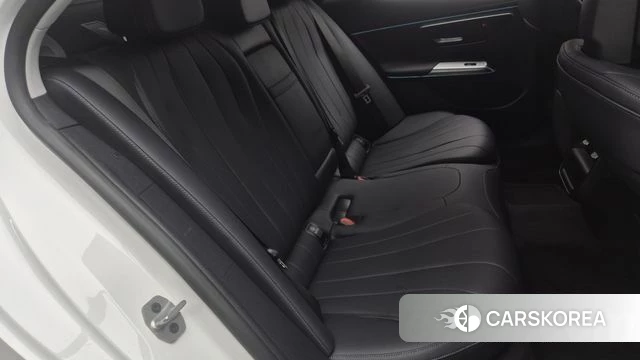 Mercedes-Benz E-Class W214 2024 Белый из Кореи, фото 5