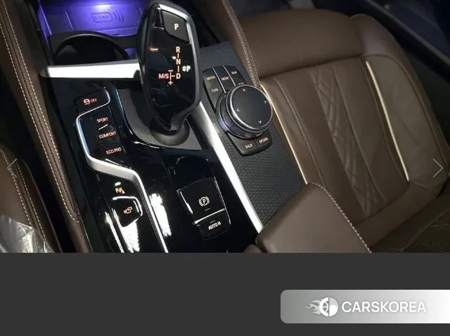 BMW 5 Series (G30) 2023 Серый из Кореи, фото 5