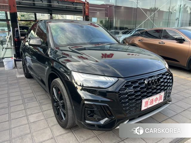 Audi Q5L Sportback 2022 Черный из Китая, фото 5
