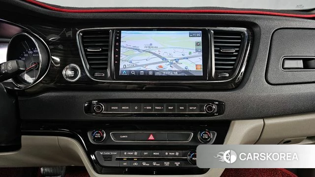 Kia The New Carnival 2018 Белый из Кореи, фото 5