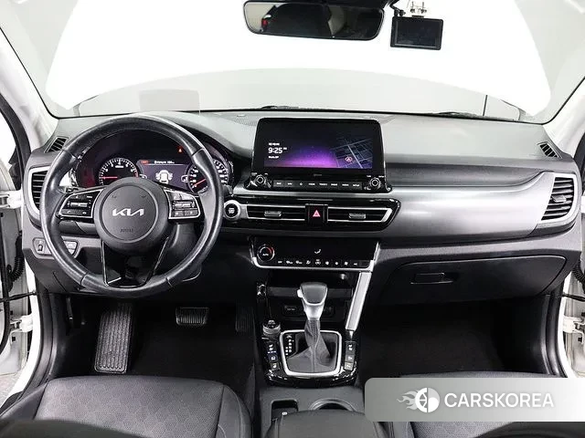 Kia Seltos 2022 Жемчужный цвет из Кореи, фото 5