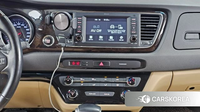 Kia The New Carnival 2018 Белый из Кореи, фото 5