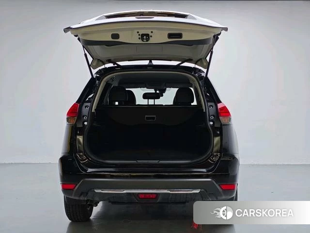 Nissan Qijun 2025 Черный из Китая, фото 5