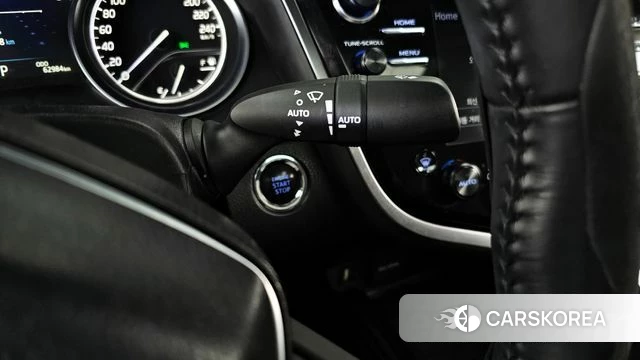 Toyota Camry (XV70) 2020 Белый из Кореи, фото 5