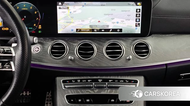 Mercedes-Benz E-Class W213 2023 Черный из Кореи, фото 5