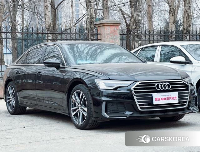 Audi A6L 2021 Черный из Китая, фото 5