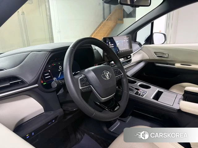 Toyota Saina 2022 Белый из Китая, фото 5