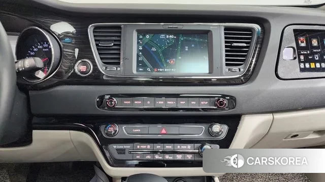 Kia The New Carnival 2019 Черный из Кореи, фото 5
