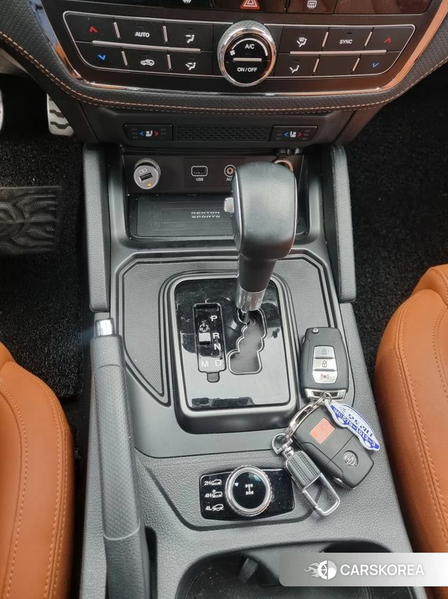 Ssangyong The New Rexton Sports Cannes 2021 Красный из Кореи, фото 5