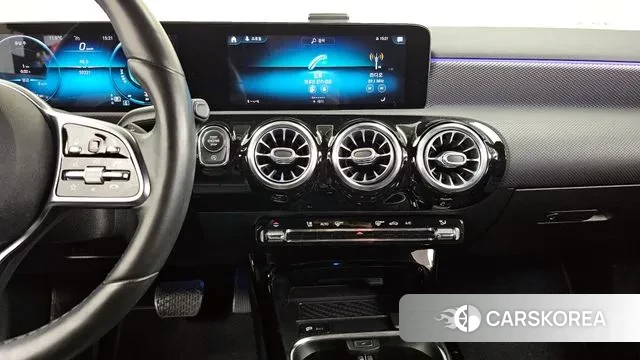 Mercedes-Benz A-Class W177 2021 Синий из Кореи, фото 5