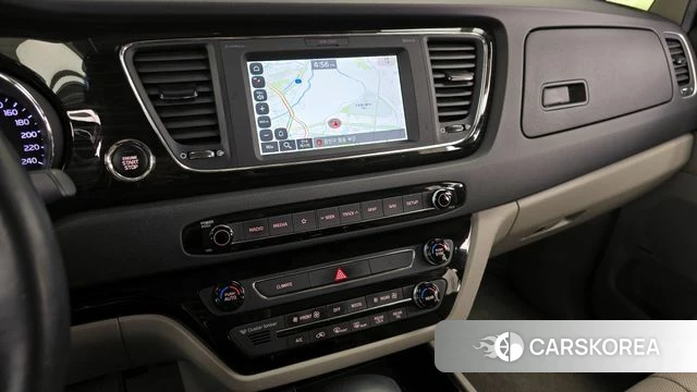 Kia The New Carnival 2018 Белый из Кореи, фото 5