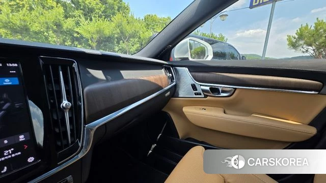 Volvo S90 2023 Белый из Кореи, фото 5