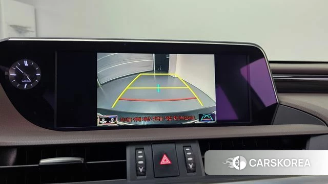 Lexus ES300h 7th generation 2021 Серый из Кореи, фото 5