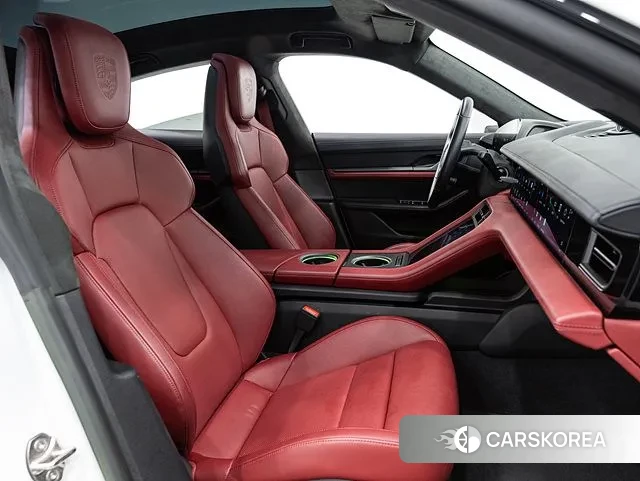 Porsche Taycan 2023 Белый из Кореи, фото 5