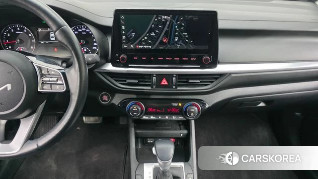 Kia The New K3 2nd generation 2022 Небесно-голубой из Кореи, фото 5