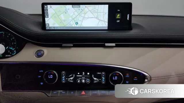 Genesis GV70 2023 Белый из Кореи, фото 5