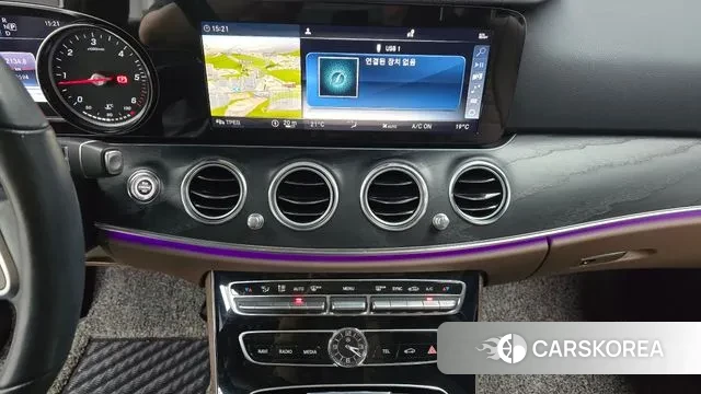 Mercedes-Benz E-Class W213 2019 Белый из Кореи, фото 5