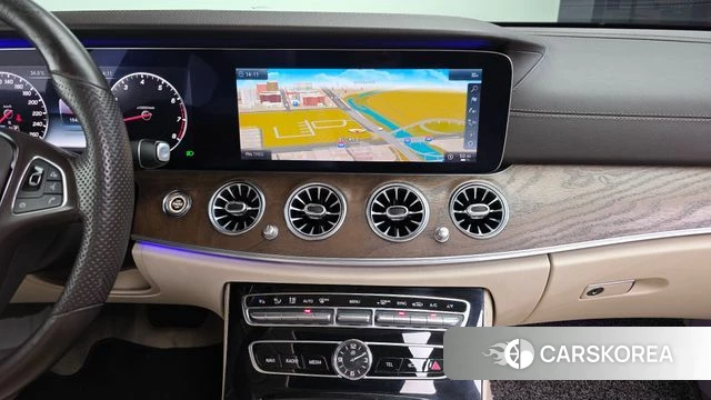 Mercedes-Benz E-Class W213 2018 Черный из Кореи, фото 5