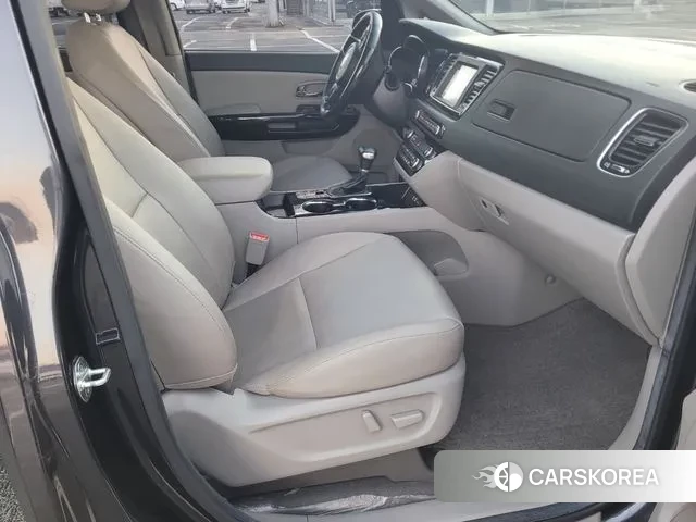 Kia The New Carnival 2018 Серый из Кореи, фото 5