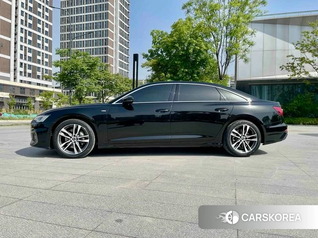 Audi A6L 2022 Черный из Китая, фото 5