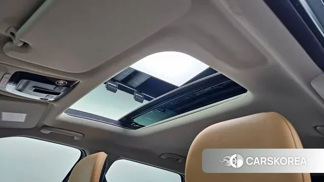 Kia EV6 2022 Серебристо-серый из Кореи, фото 5