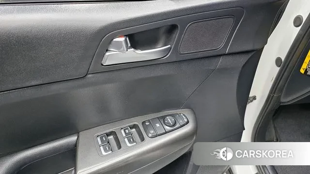 Kia Sportage 4th Generation 2018 Белый из Кореи, фото 5