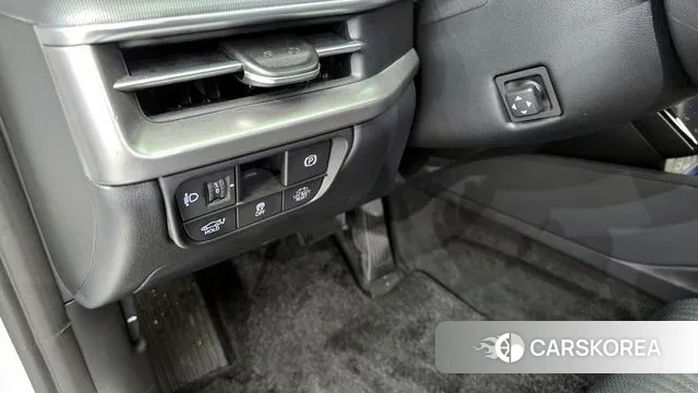 Hyundai Grandeur Hybrid (GN7) 2023 Белый из Кореи, фото 5