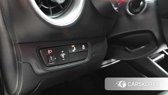 Kia The New K3 2nd generation 2021 Белый из Кореи, фото 5
