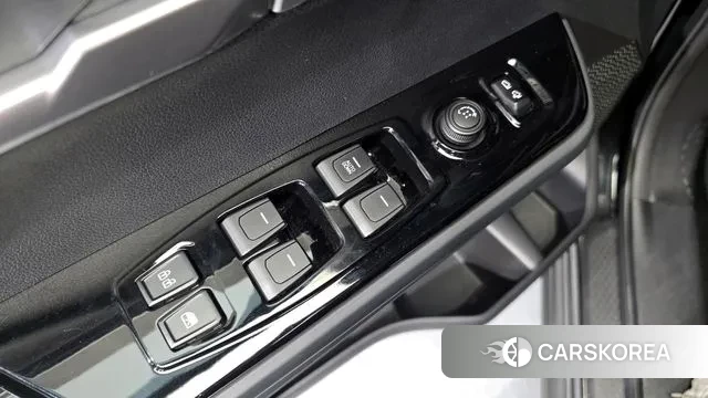 Ssangyong Torres 2023 Черный из Кореи, фото 5