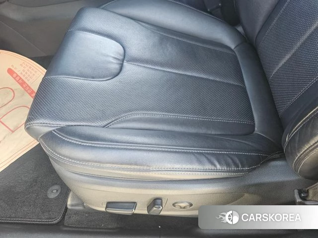 Hyundai Santa Fe TM 2018 Серебристо-серый из Кореи, фото 5