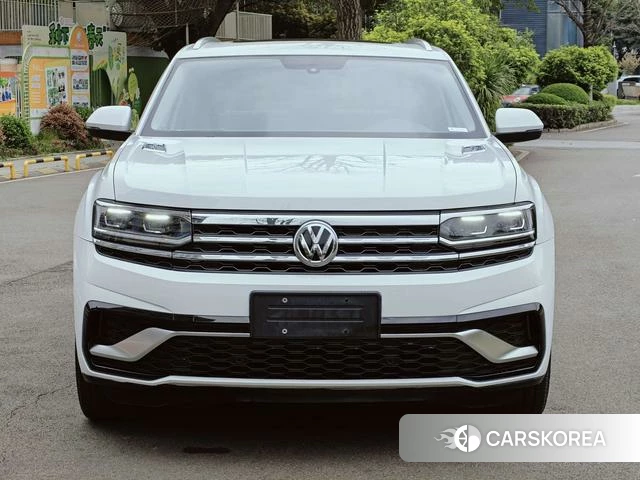 Volkswagen Tourang 2021 Белый из Китая, фото 5