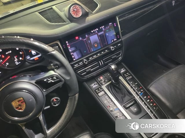 Porsche Macan 2021 Светло-серебряный цвет из Кореи, фото 5
