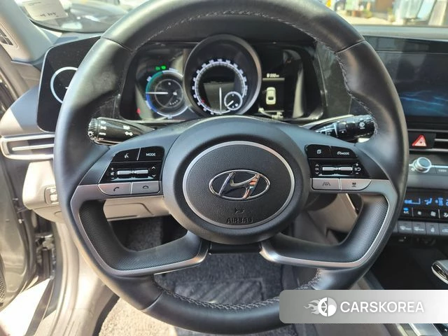 Hyundai Avante Hybrid (CN7) 2021 Темно-зеленый из Кореи, фото 5