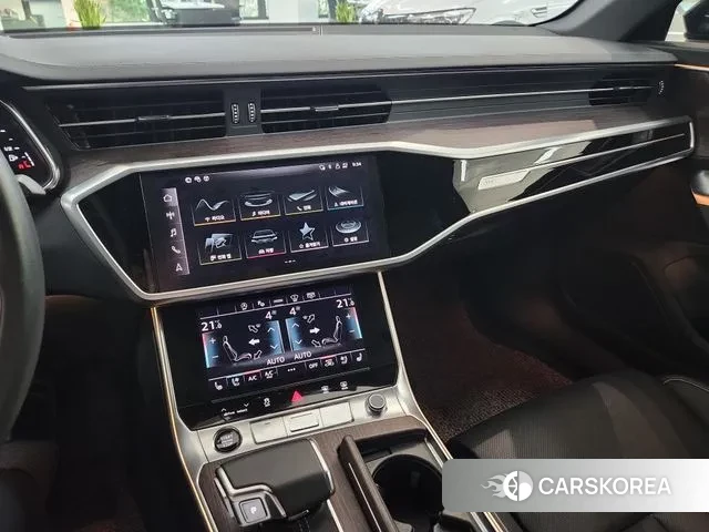 Audi A6 (C8) 2024 Белый из Кореи, фото 5